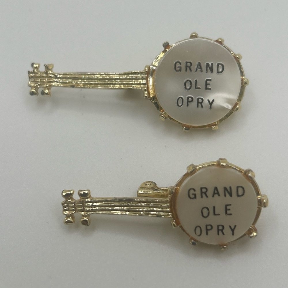 Grand Ole Opry -  2 Set Banjo gold & abalone pearl- vintage Lapel Pin / Hat Pin